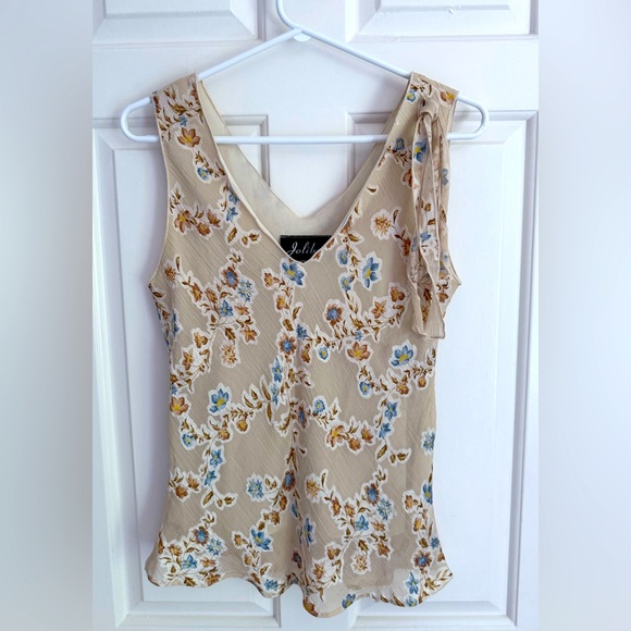 Vintage Tops - Vintage Floral Sleeveless Blouse
